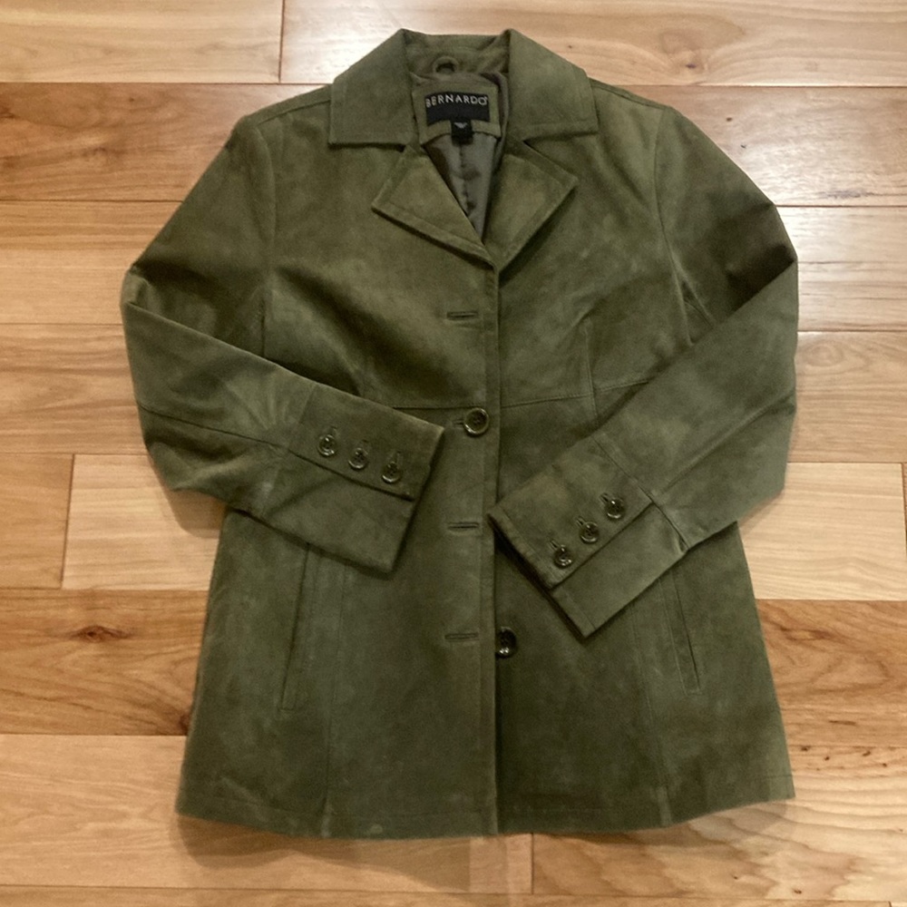 Genuine suede jacket medium made by Bernard’s-like new!